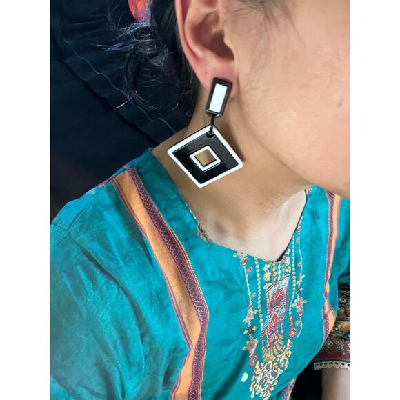 Large Black white Pierced retro acrylic Abstract statement chunky Earring 3.25" - Picture 2 of 4